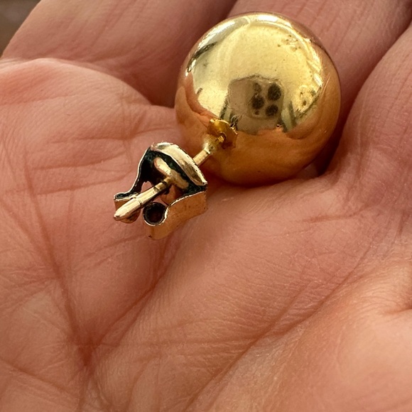 Vintage 14K Yellow Gold Ball Stud Earrings - Picture 7 of 9